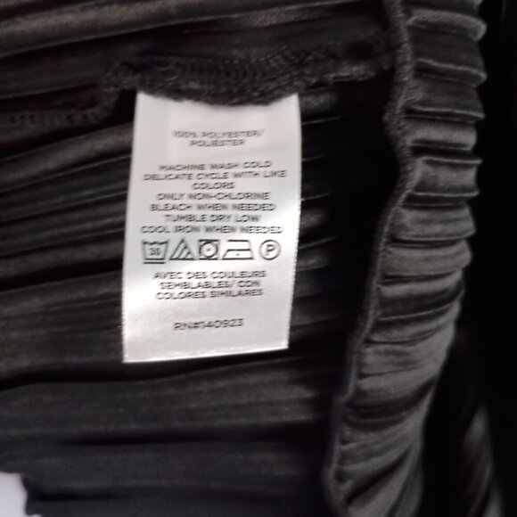 Ann Taylor LOFT Pleated Jersey Blouse Black Women’s Size XL Polyester Top - Picture 3 of 6